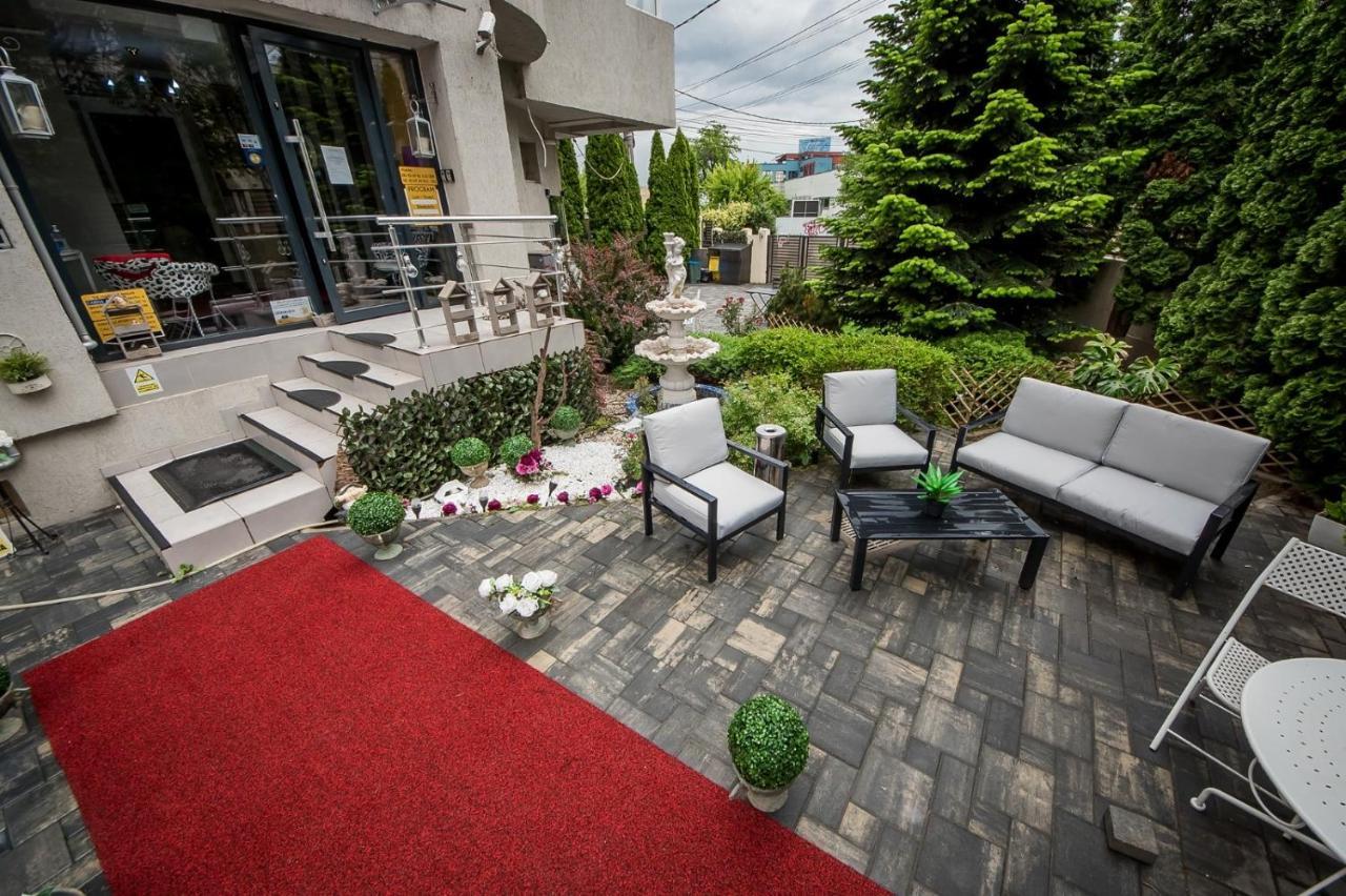Hotel Jolie Apartments Galaţi Eksteriør billede